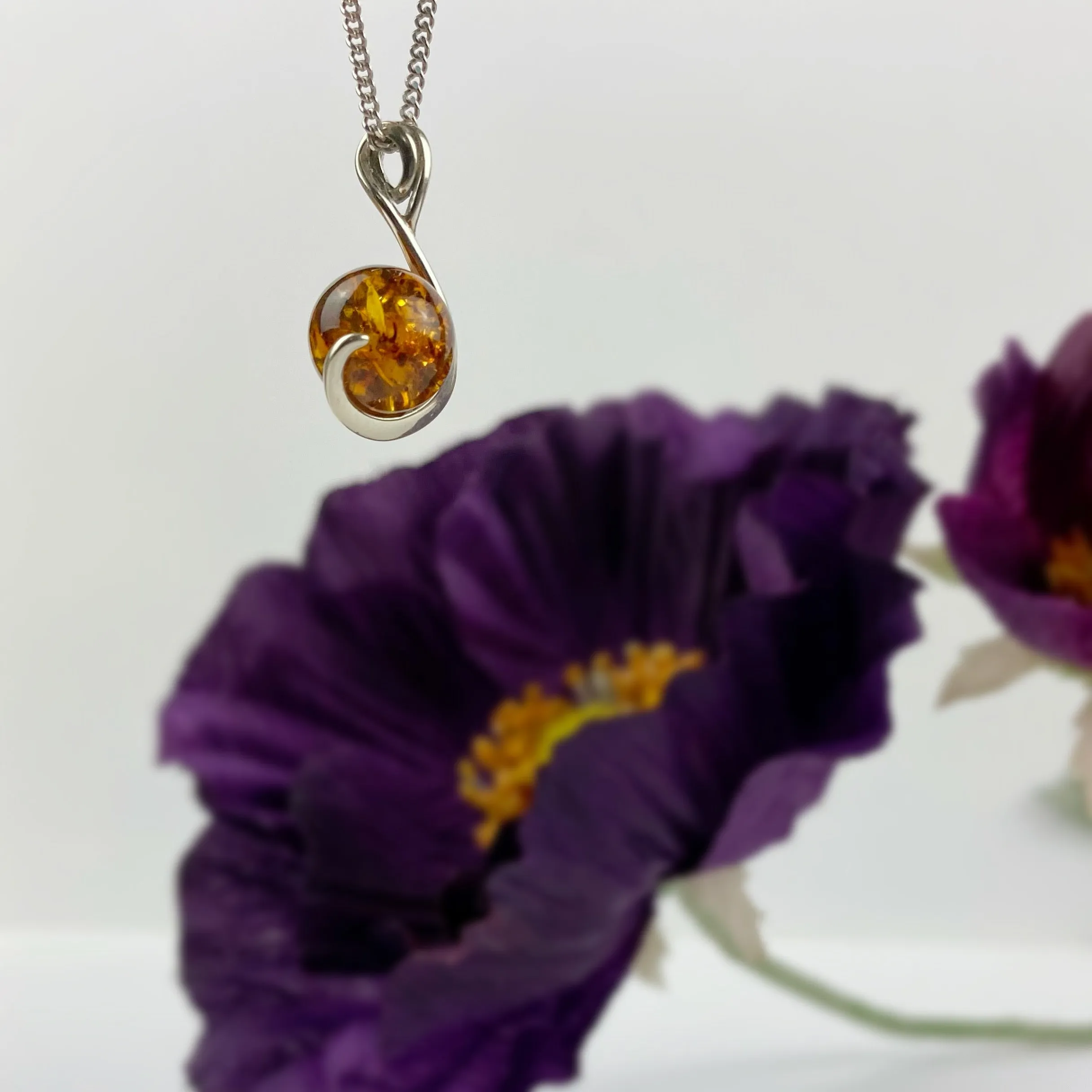 Amber Orb Pendant - VP301