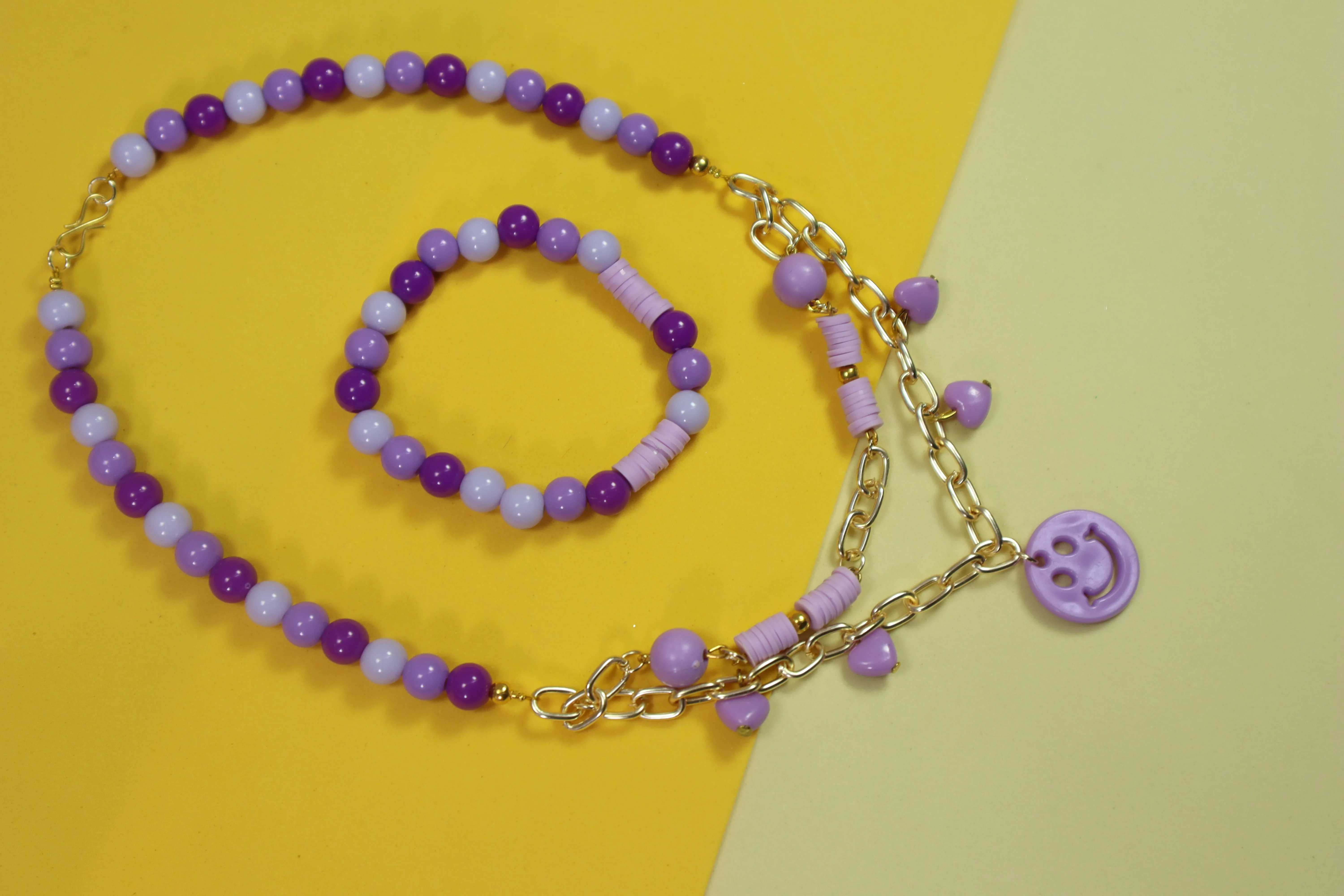 Kamule Beads With Chain Smile Neck Piece & Bracelet - Purple