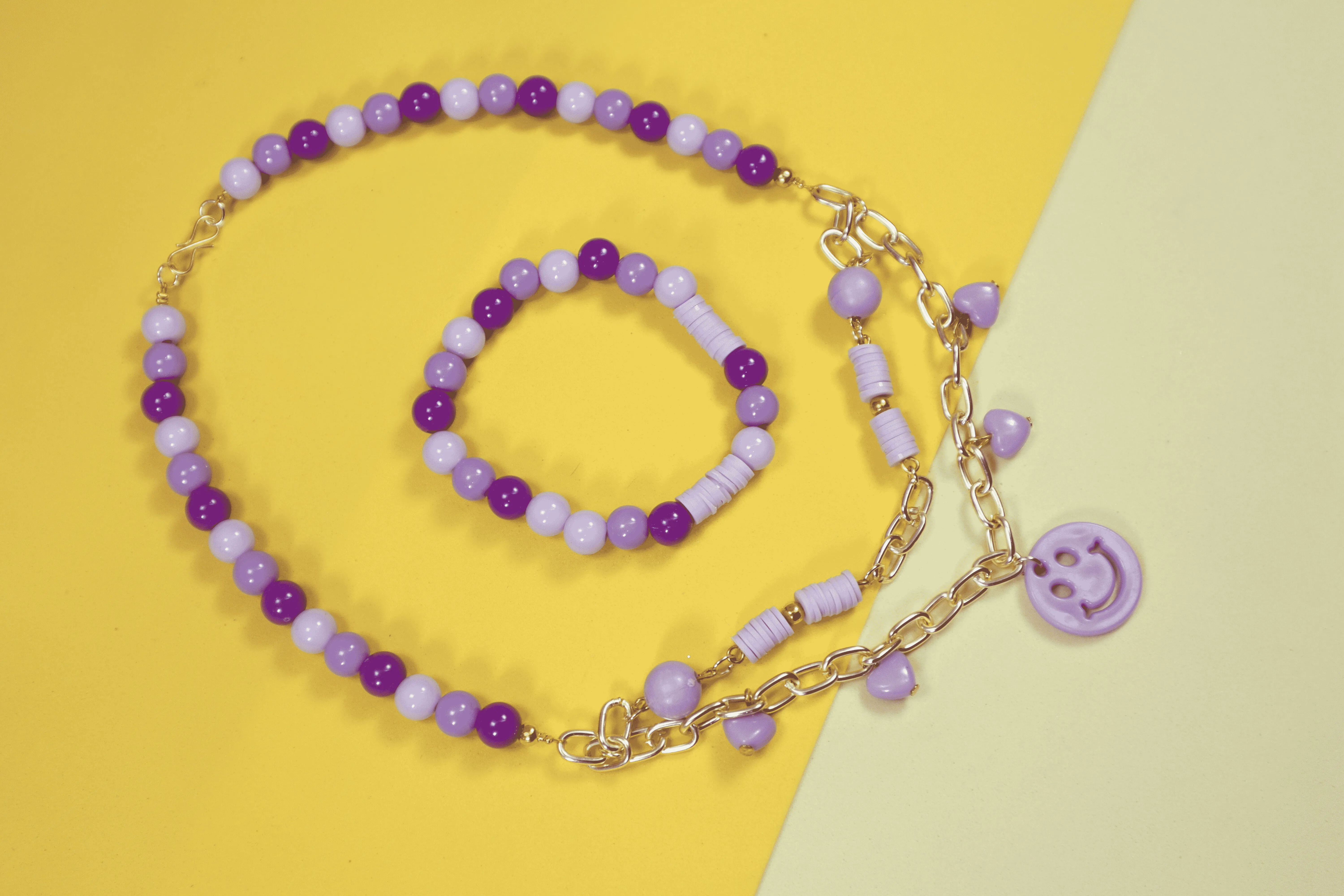 Kamule Beads With Chain Smile Neck Piece & Bracelet - Purple