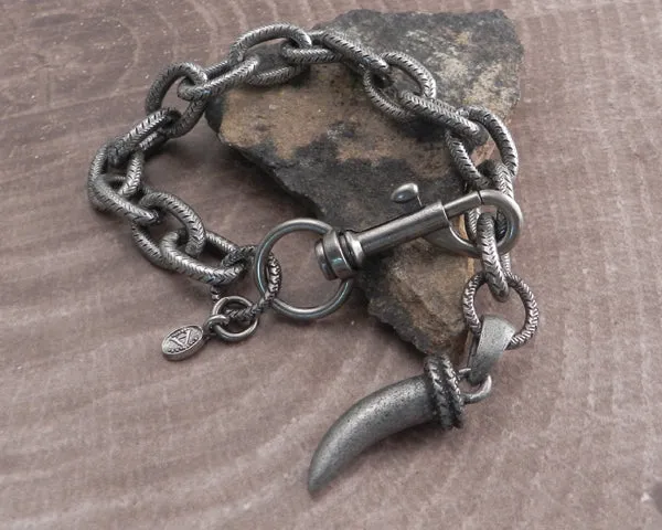 Link Hack Bracelet with Saber Tooth