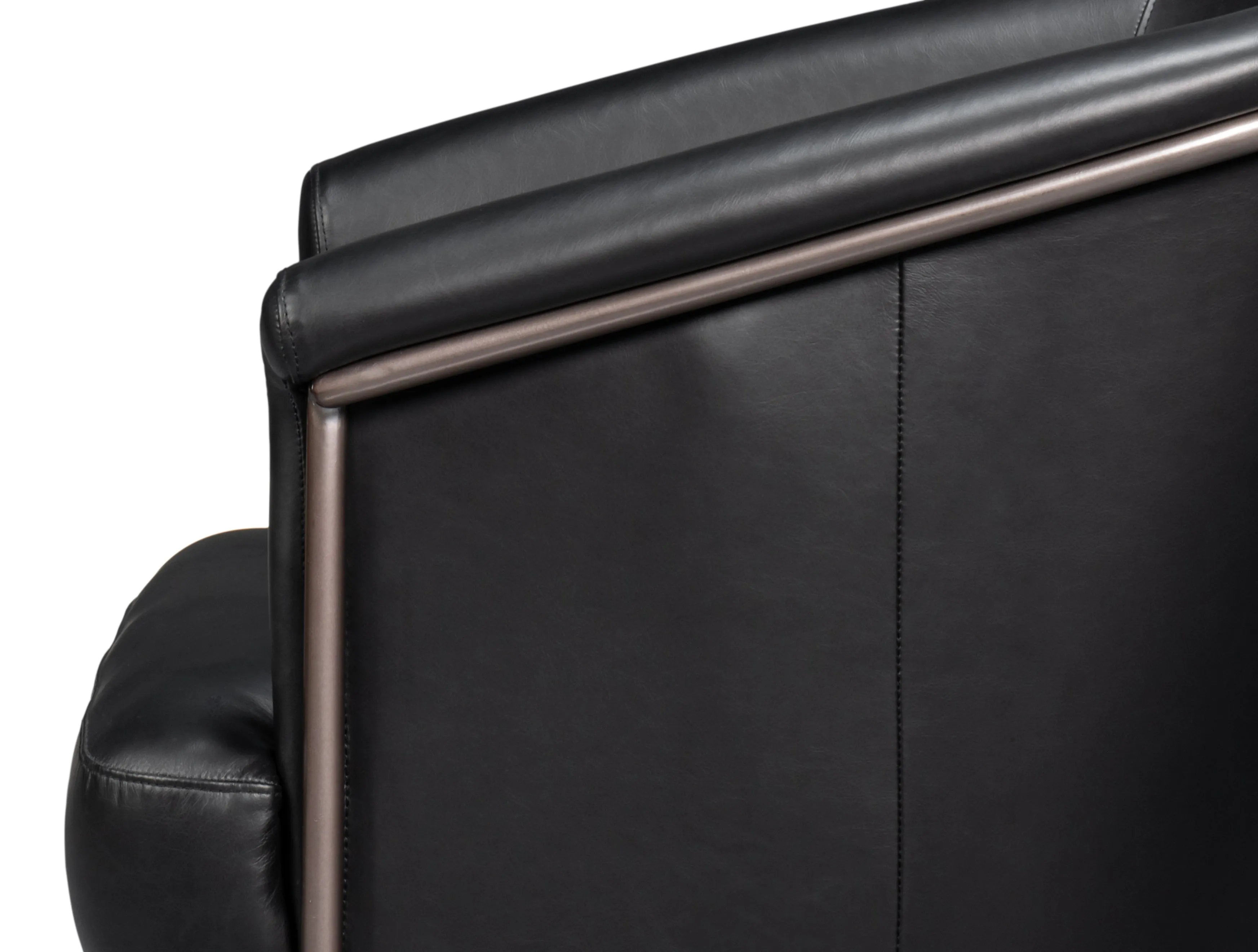 Sarreid - Nagel Distilled Leather Chair Onyx Black - Black - Contemporary