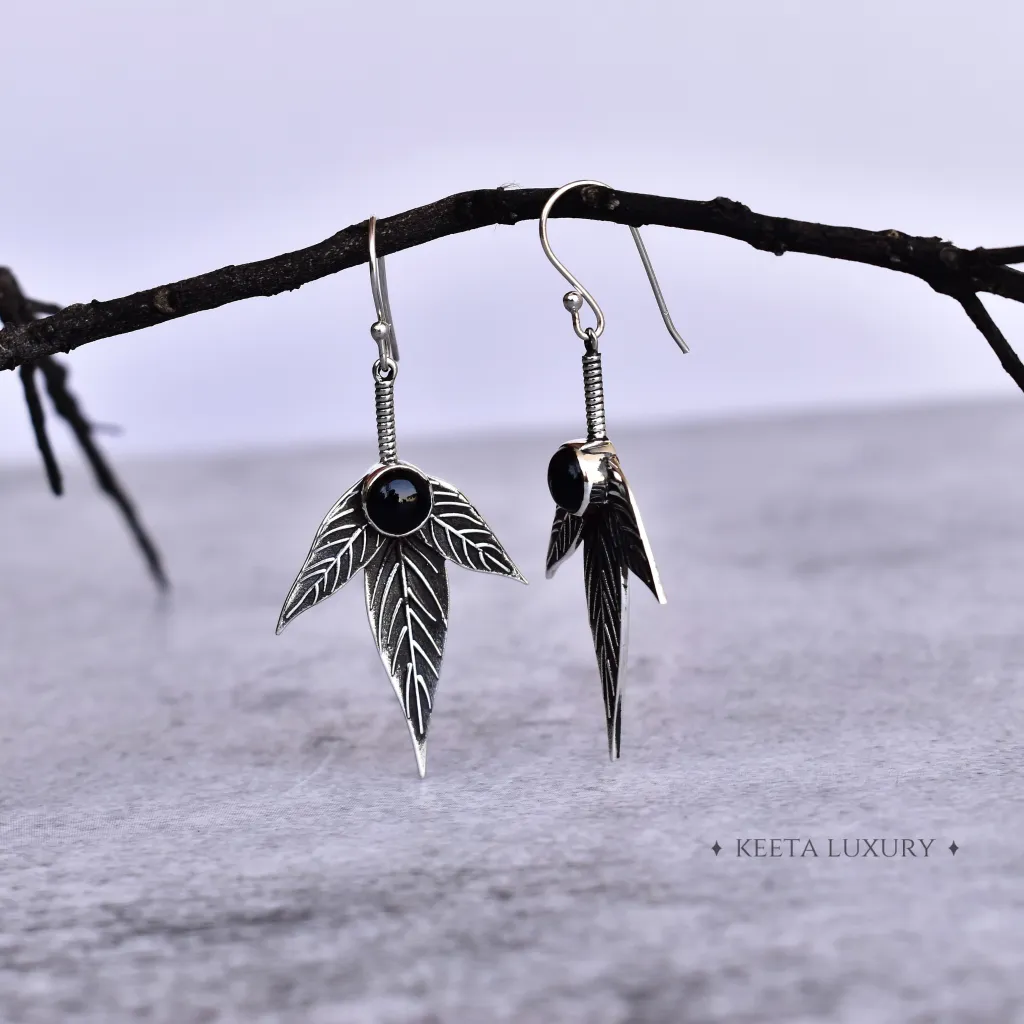 Trio Leafy - Onyx Earrings