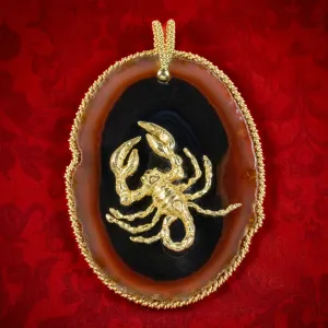 Vintage Agate Scorpio Zodiac Large Pendant 18ct Gold Scorpion